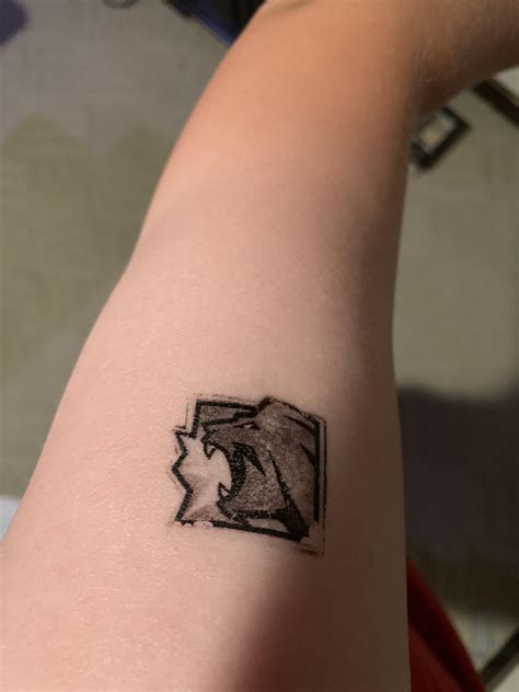 I made my own lion tattoo : r/Rainbow6