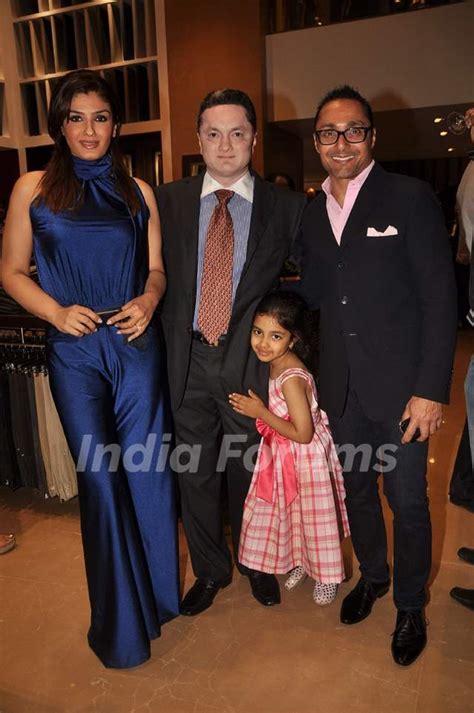 Raveena Tandon, Gautam Singhania with daughter Niharika and Rahul Bose at Raymonds new store at ...