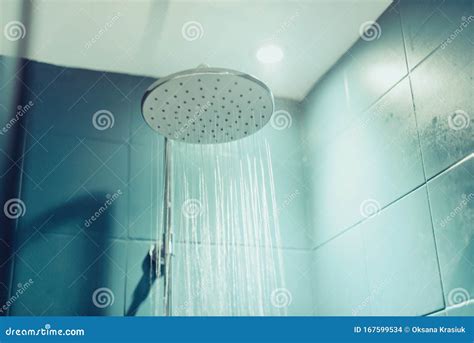 Shower Running Water Stock Photos - Download 2,831 Royalty Free Photos