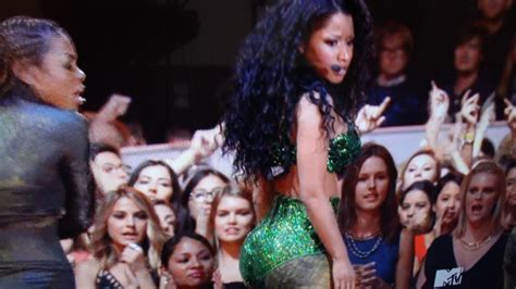 Nicki Minaj Performs 'Anaconda' at MTV VMA 2014 - YouTube