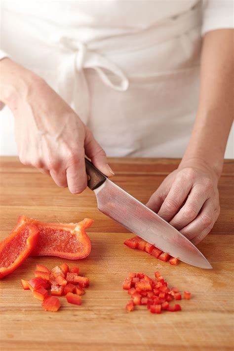 7 Basic Knife Skills Every Home Cook Should Master