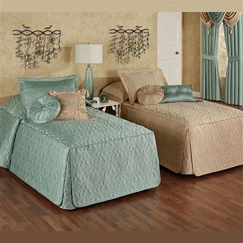 Cambridge Classics Fitted Quilted Bedspread Bedding | Bed spreads ...