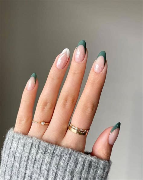 25+ Gorgeous Green French Tip Nails You'll Love!