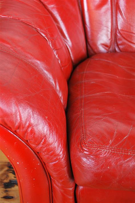 87 Inspiring modern low profile leather sofa Not To Be Missed
