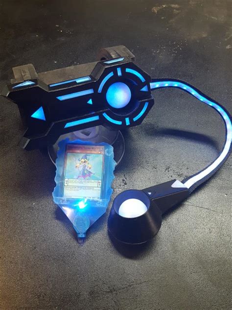 [Self] Octagon Duel Disk for Kaiba from Yugioh with light up card ...