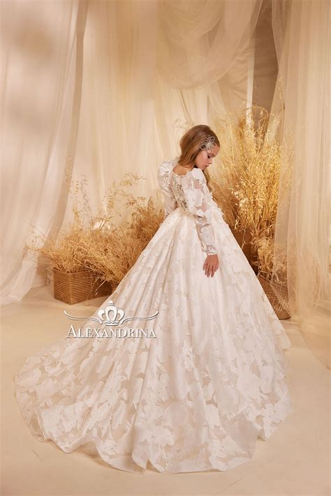 Best Communion Dresses with worldwide delivery | USA | Alexandrina inc