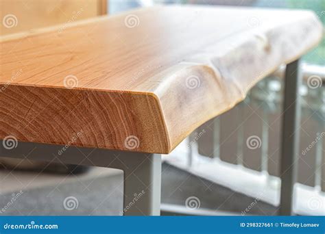 Live Edge Wooden Bench with Gray Metal Legs Stock Image - Image of carpet, furniture: 298327661