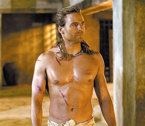 Dustin Clare Photo: Gannicus | Good looking men, Dustin clare, Sexy men