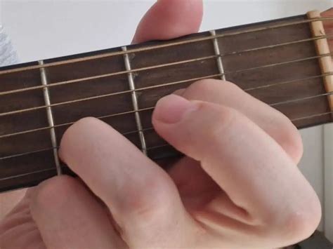 Guitar D2 Chord (How To Play It And Why It’s Called D2) - Guitar Symphony