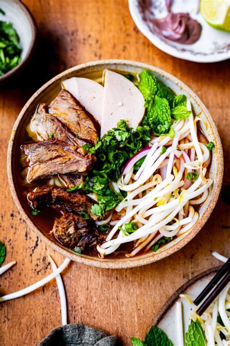 The Best Bun Bo Hue (Spicy Vietnamese Beef Noodle Soup) - Cooking Therapy