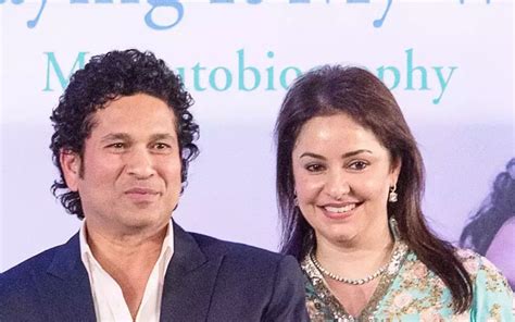 Sachin Tendulkar's Family Tree - Father, Mother, Wife, Siblings ...