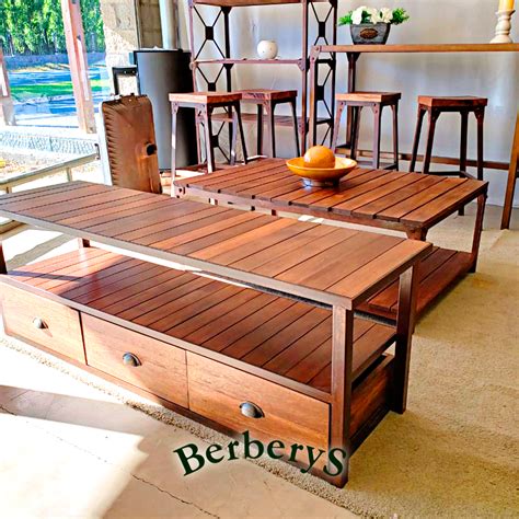 Muebles en madera e hierro – Berberys