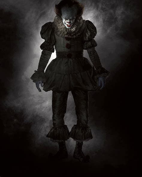 SYNTHIA.CA: Stephen King's "It" - 'Pennywise The Clown'