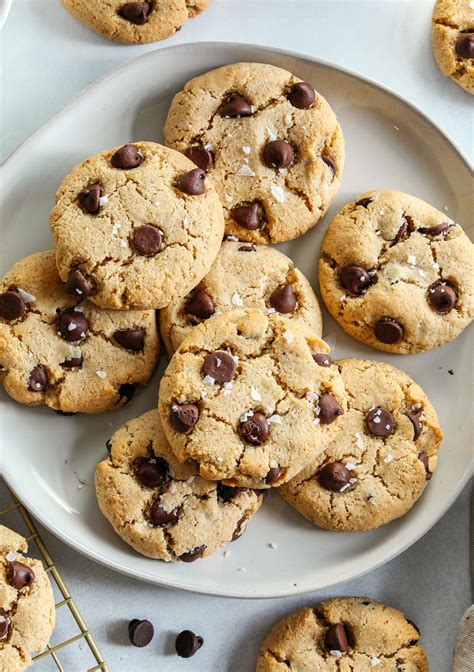 Healthy Chocolate Chip Cookies - Eat Yourself Skinny