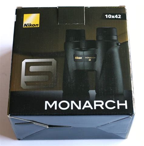 Nikon 10x42 Monarch 5 Review