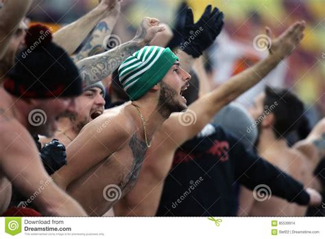 AS Roma football fans editorial stock image. Image of loyalty - 85539914