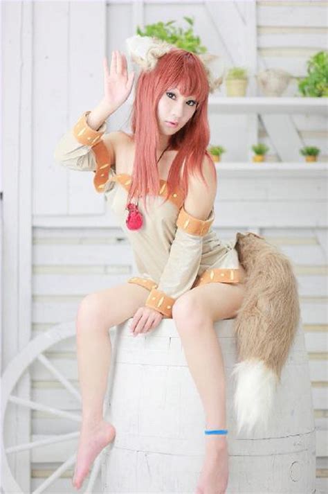 Spice And Wolf cosplay