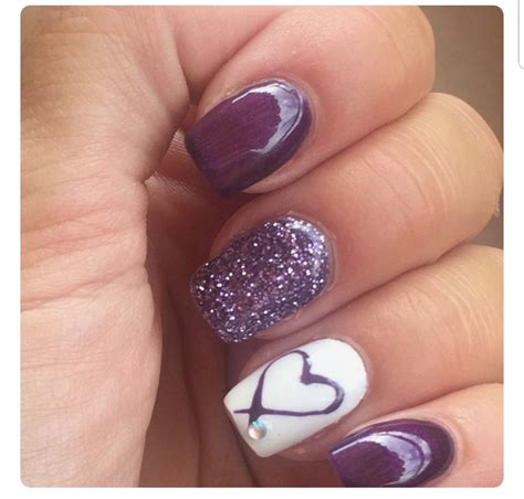 Purple 💜 | Valentine's day nails, Nail designs valentines, Valentines ...