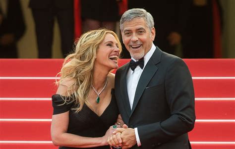 The Real Reason Why Julia Roberts & George Clooney Never Dated - Everythingfun