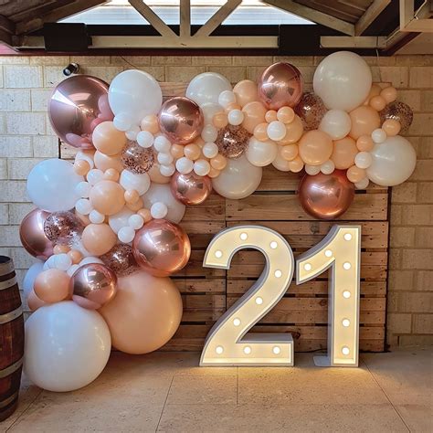 Blush and Rose Gold Balloon Garland | Perth, Western Australia in 2021 ...