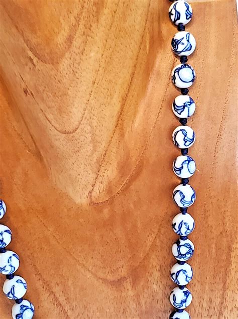 Vintage Chinese Necklace Porcelain Blue & White Knott… - Gem
