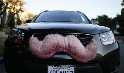 General Motors Invests $500 Million in Lyft, Eyes Autonomous Cars ...