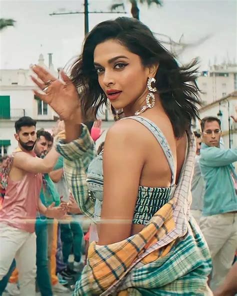 Decoding Deepika Padukone’s Street Style Fashion Aesthetics In The Song Jhoome Jo Pathaan ...