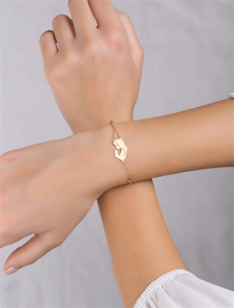 18K Gold Virgin Mary Bracelet - Garo Boyadjian