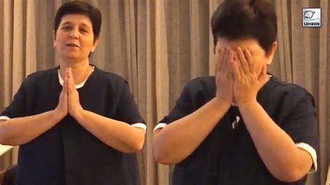 Falguni Pathak CRIES While Celebrating Navratri From Home In 2020