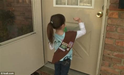 Adorable Girl Scout, 7, sells 1,500 BOXES of cookies despite battling dwarfism and epilepsy to ...