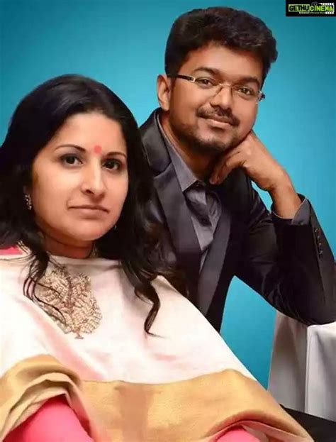 Thalapathy Vijay’s Wife Sangeetha Vijay Unseen HD Gallery | Actor photo ...