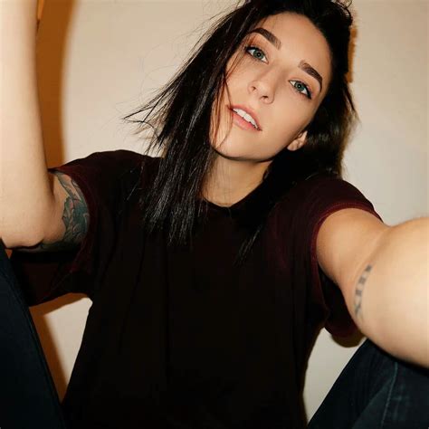 From Ally Hills' Instagram @allyhills