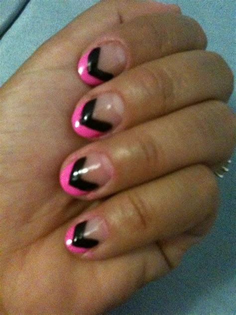 Pink and Black stripes | Nails, Pink, Black stripes