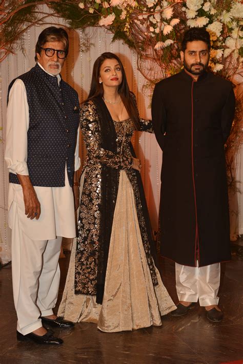 Aishwarya Rai Bachchan, Aaradhya, Abhishek Bachchan and Amitabh ...