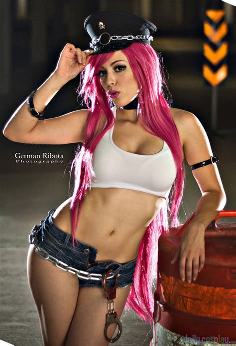 Poison from Final Fight - Daily Cosplay .com