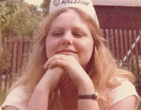 VINTAGE FOUND COLOUR Photo 1970's Teenage Blonde Girl Wearing a Hat $1.11 - PicClick
