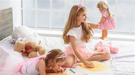 Steps to Teaching Your Kid Important Lessons With the Help of Dolls