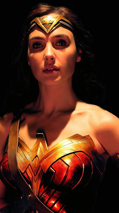 Moviemania - Textless high-resolution movie wallpapers | Wonder woman comic, Wonder woman art ...