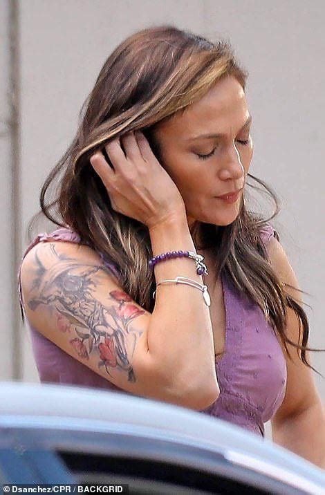 Jennifer Lopez on the set of her new movie “Unstoppable“ : r/popculturechat