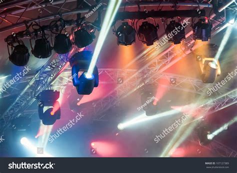 1,771 Stage Lighting Rig Images, Stock Photos, 3D objects, & Vectors | Shutterstock