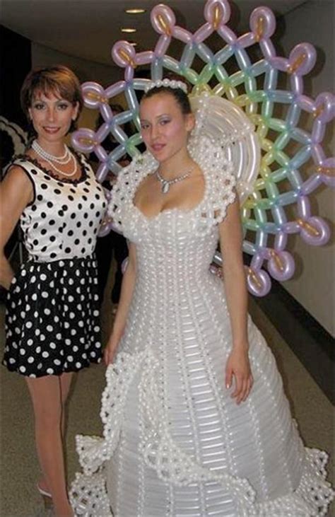 FUNNY WEDDING DRESSES - FUNNY N COOL STUFF