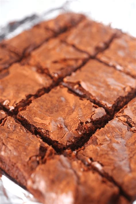 Easy Brownie Recipe - Brown Sugar Food Blog | Recipe | Brownies recipe easy, Fall baking recipes ...