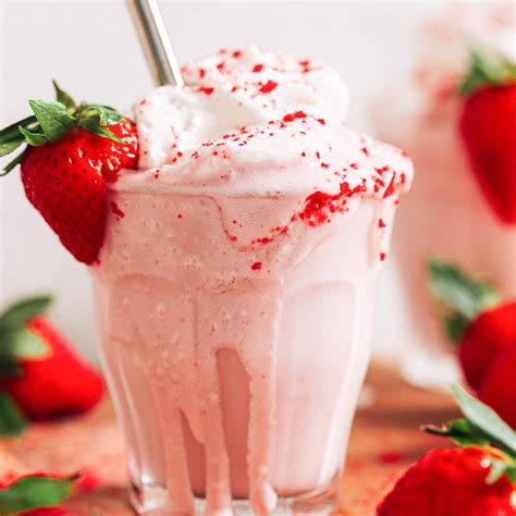 Creamy Vegan Strawberry Milkshake (4 Ingredients!) - Minimalist Baker