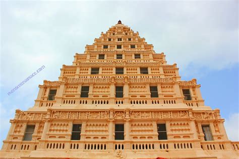 Pin by Phenomenal Place on Thanjavur Palace | Thanjavur, Palace, Cool places to visit