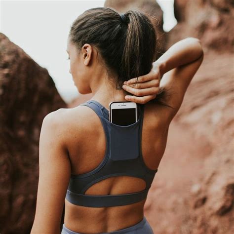 18 Best Phone Holders for Running 2024 - Best Workout Phone Holder