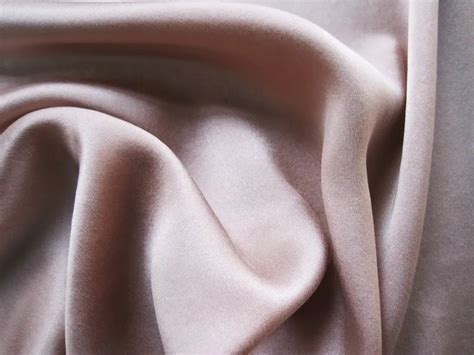 Hangzhou Pure Silk Satin Fabric Cocoon For Clothes - Buy Mulberry Silk Fabric,Cocoon Silk Satin ...