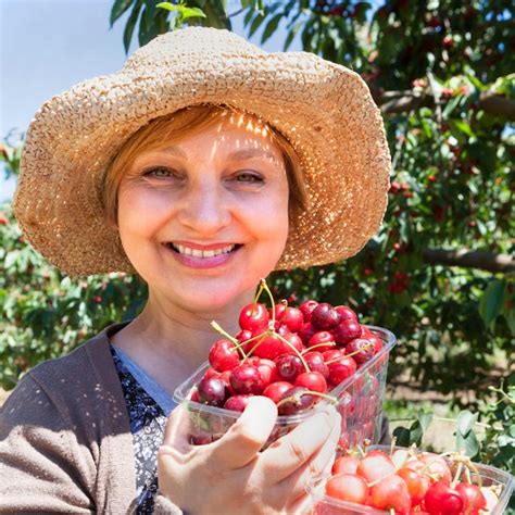 Cherry Farm Experience I Madeira Farm Experiences