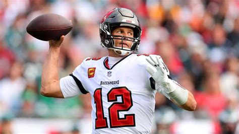 Tom Brady returning from retirement to Tampa Bay Buccaneers next season | CNN