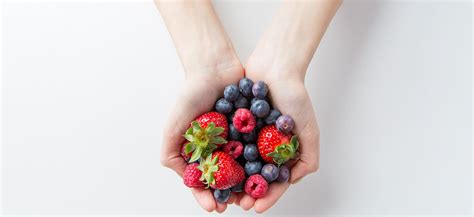 4 Reasons You Should Be Eating More Berries - BRAND'S