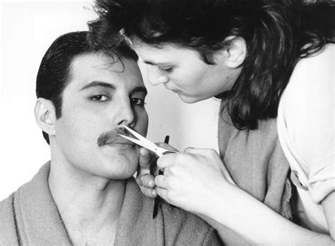 Zoroastrismo, a religião ancestral de Freddie Mercury - Socialista Morena